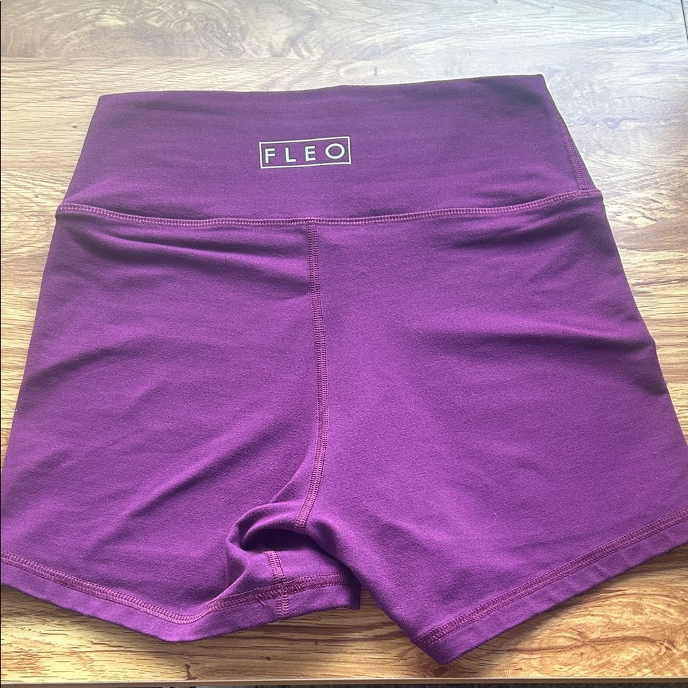 Fleo High Waist Magenta Shorts